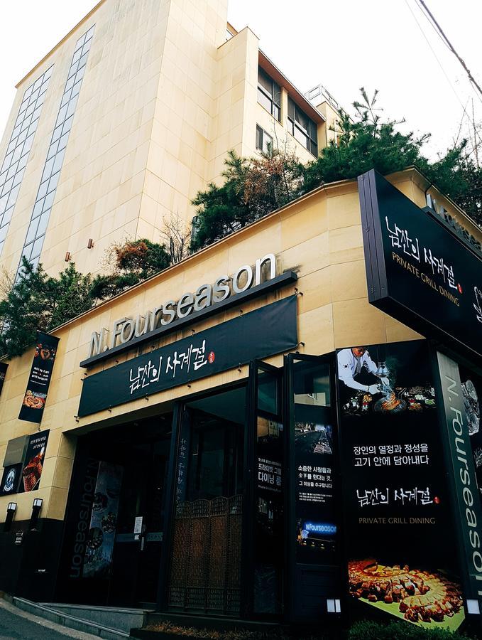 N Fourseason Hotel Myeongdong Seul Esterno foto
